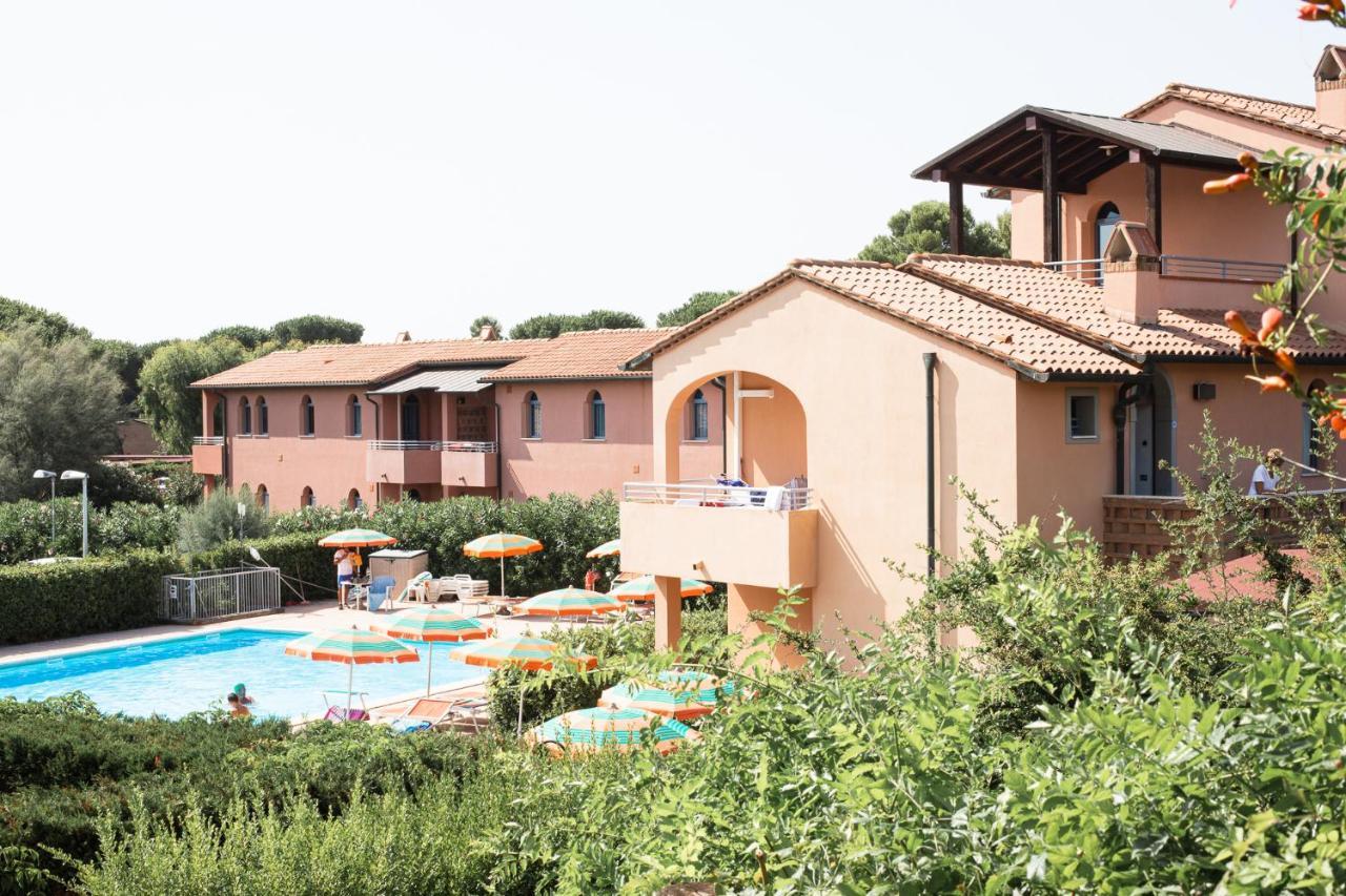 Residenza Dei Cavalleggeri San Vincenzo Exterior foto